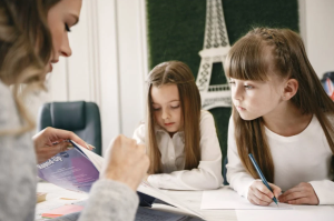 como una logopeda ensena a pronunciar la r a un nino